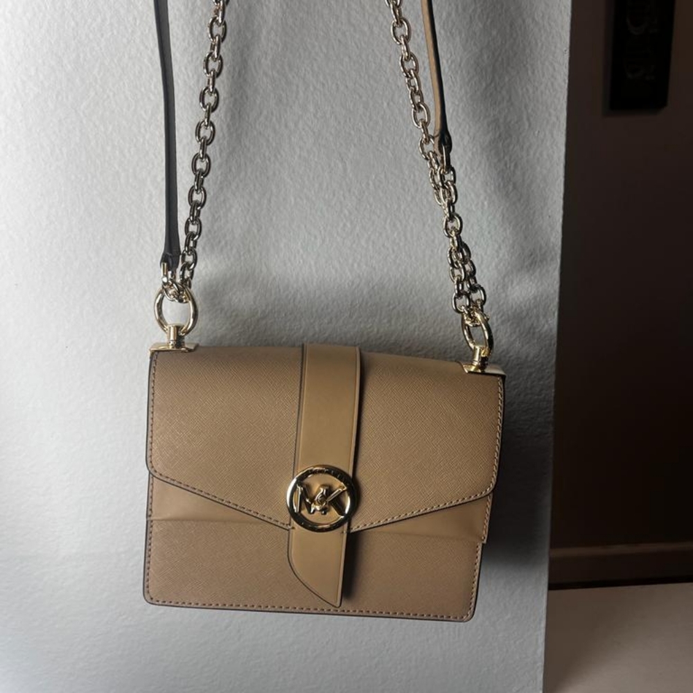 Michael kors crossbody bag